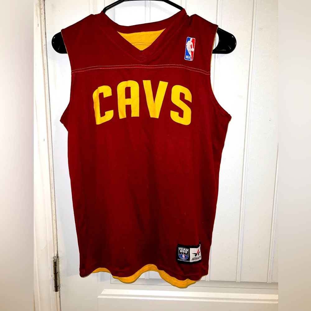 Youth Cavs jersey/Reversible sz large